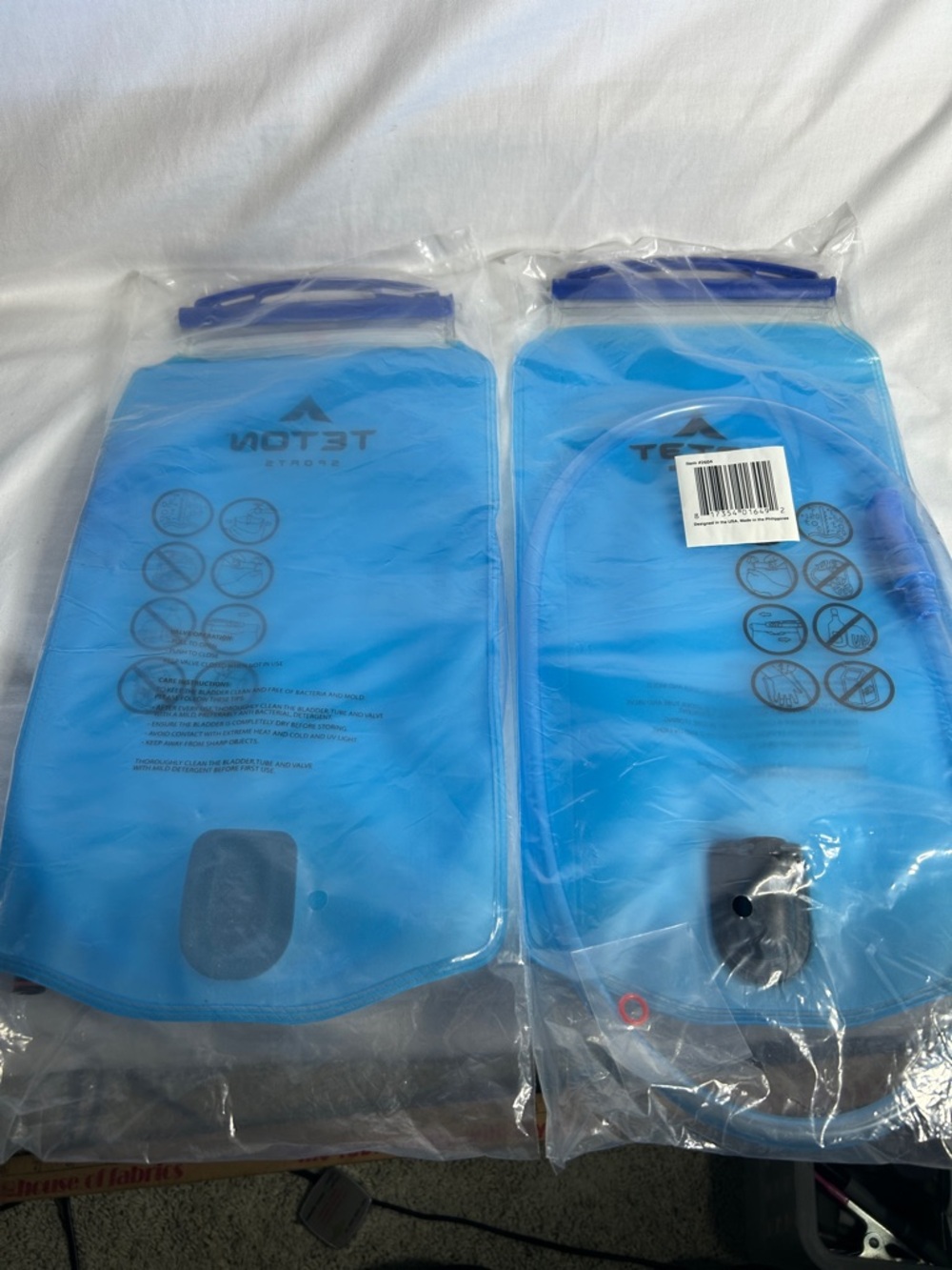 2 NWT Teton Blue Hydration Bladder with Drinking Tube For Hiking or Cycling